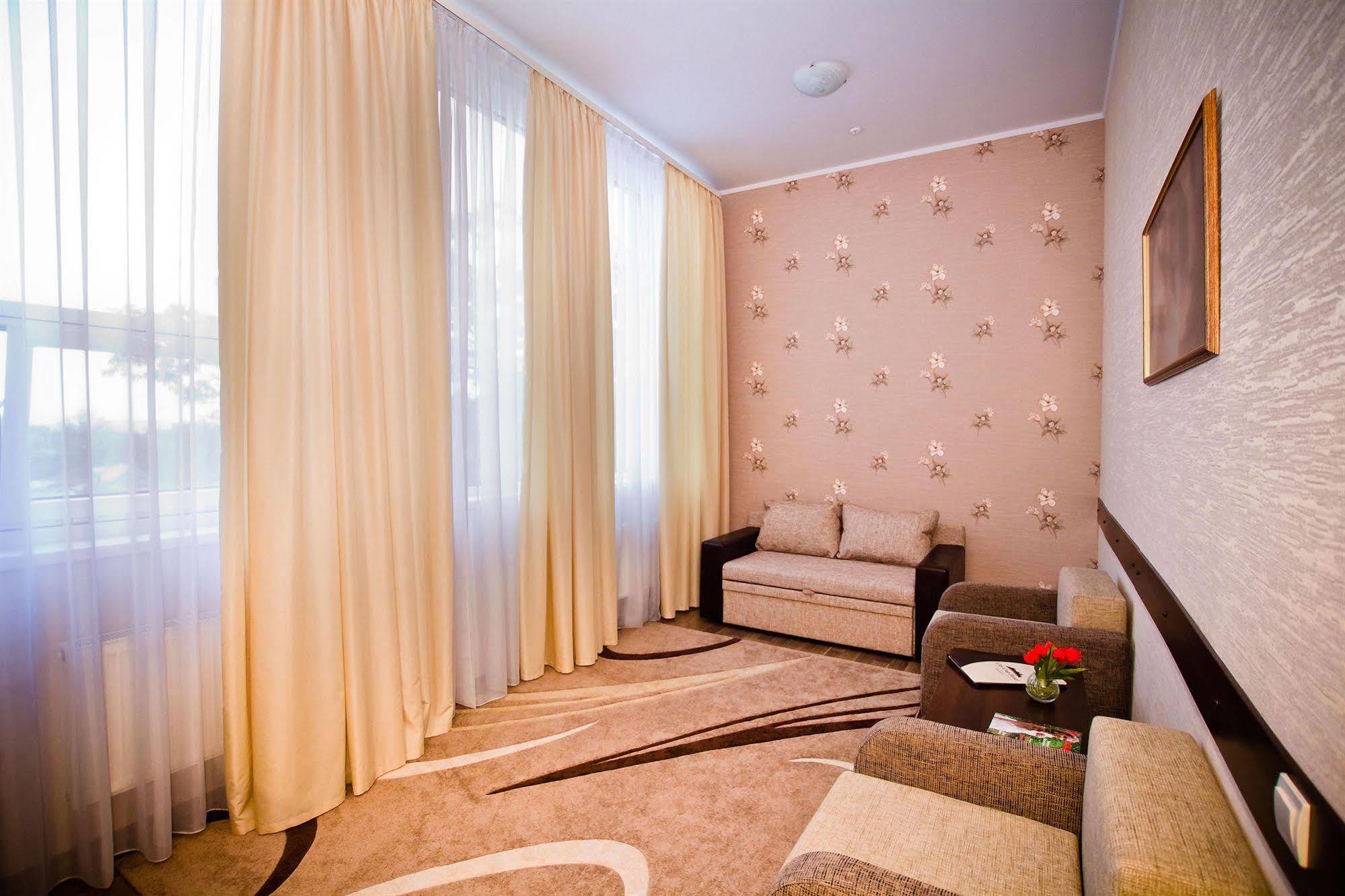 City Club Hotel Kharkiv Exterior photo